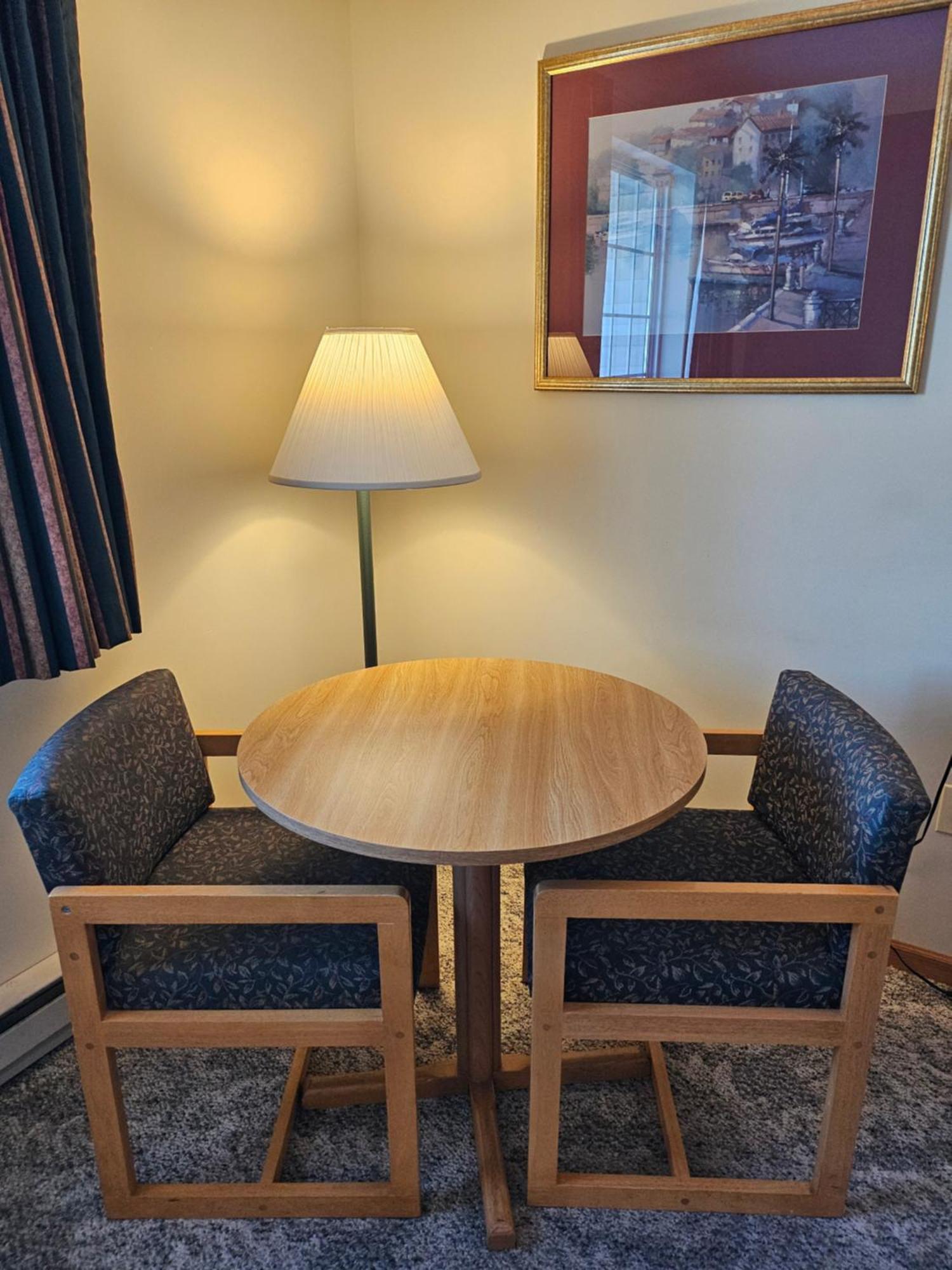 Lincoln Host Motor Inn 에스카나바 외부 사진